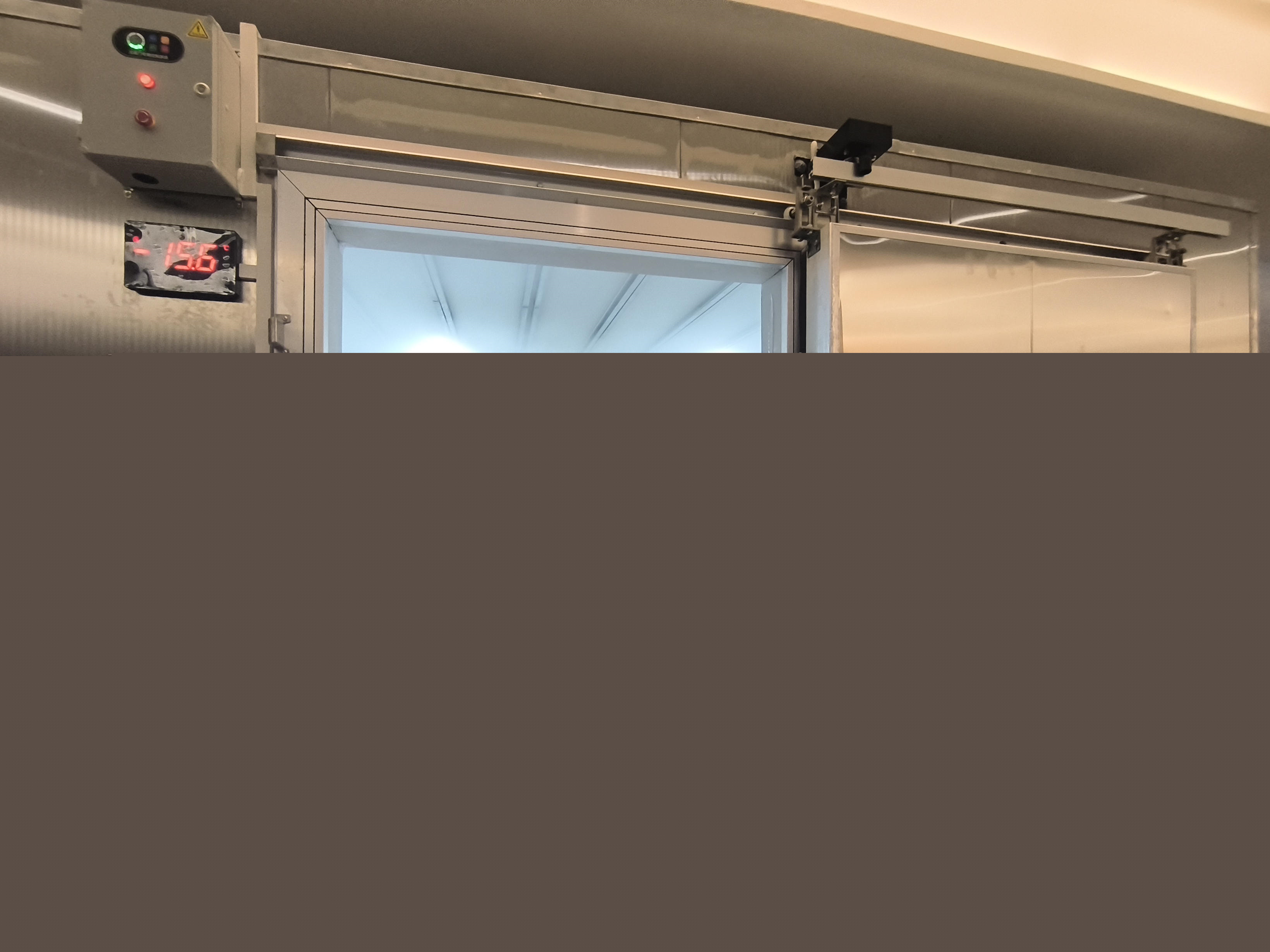 浙江年年紅集團1000立方相變蓄冷節(jié)能冷庫案例(圖4) 相變蓄冷不銹鋼冷庫